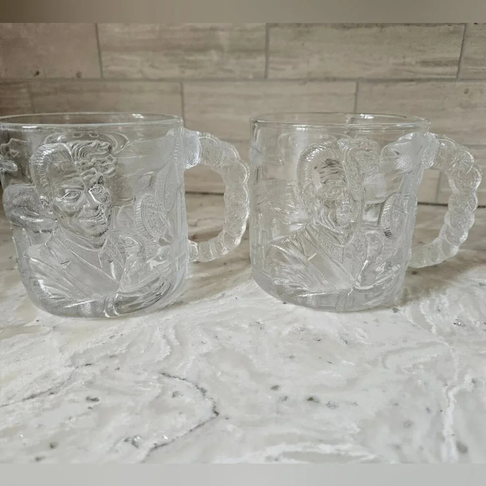 Set of 2 Vintage 1995  McDonald's Batman Forever Two-Face 3D Glass Mugs